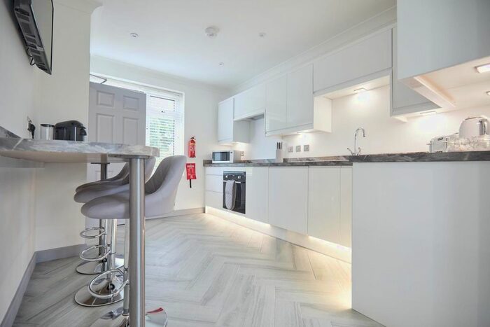 5 Bedroom Semi-Detached House To Rent In South Park Avenue, Norwich, NR4