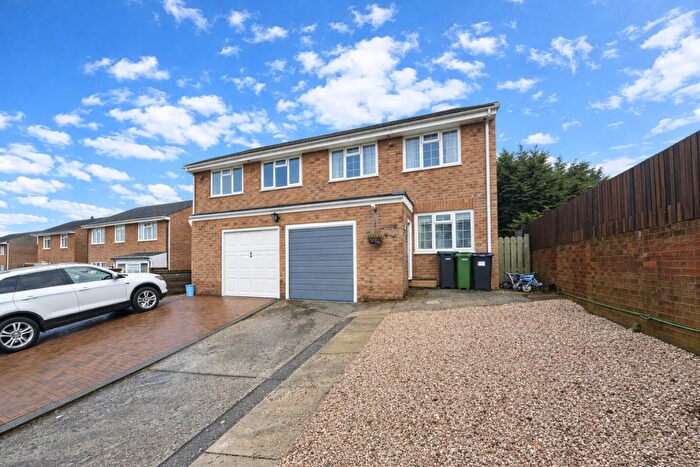 3 Bedroom Semi Detached House For Sale In Lime Tree Avenue, Yeovil, Somerset, BA20