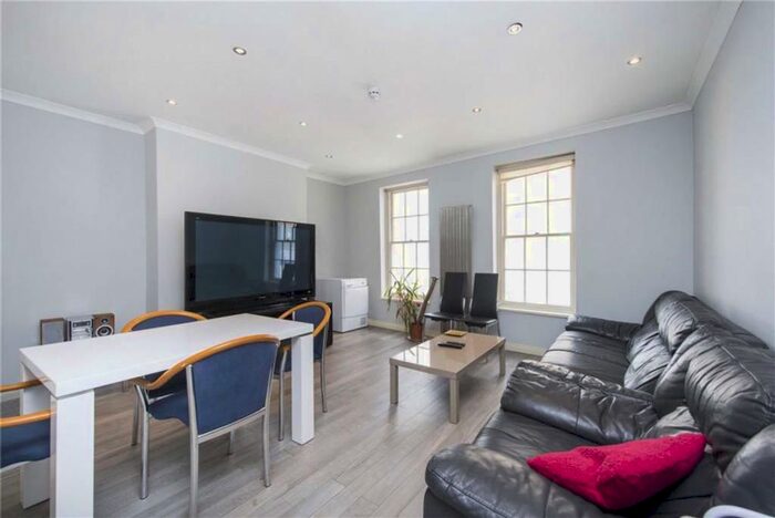 5 Bedroom Flat To Rent In Warren Street, London, W1T