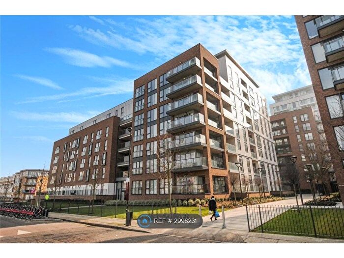 2 Bedroom Flat To Rent In Lucienne Court, London, E14