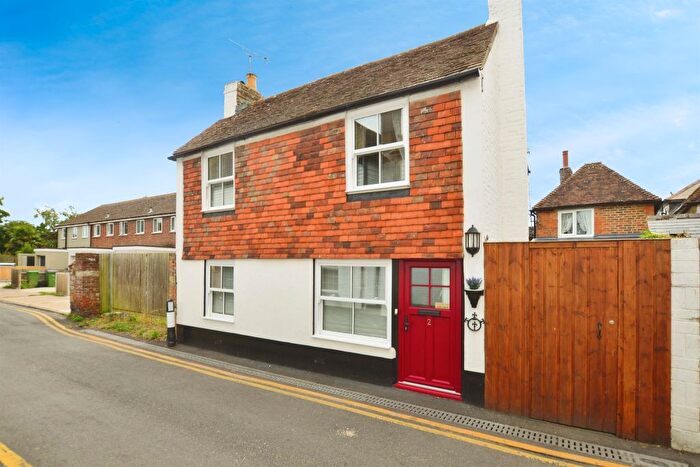 3 Bedroom Detached House For Sale In South Street, Lydd, Romney Marsh, TN29