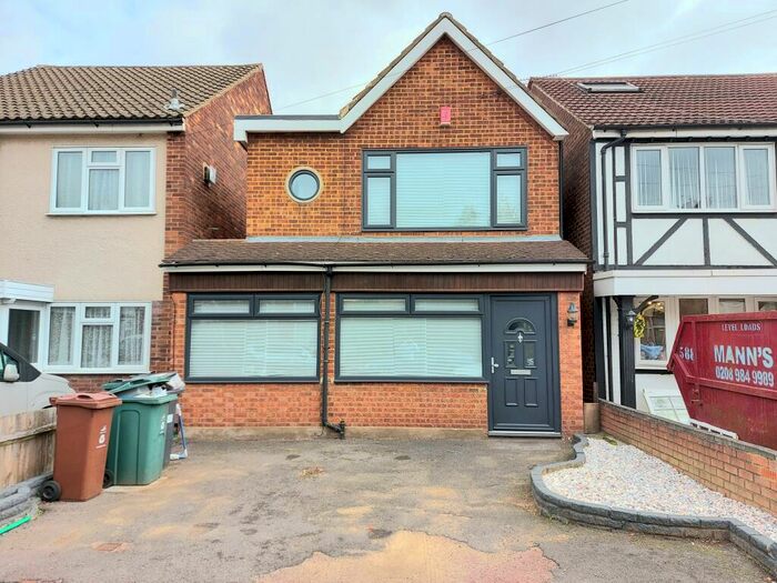 3 Bedroom House To Rent In Guildford Road, Walthamstow, E17