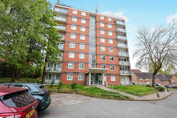 2 Bedroom Apartment For Sale In Bushwood Road, Birmingham, B29