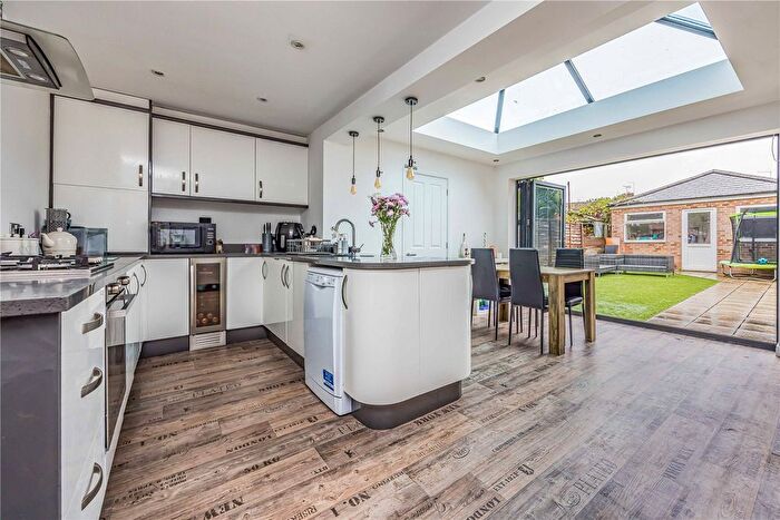 2 Bedroom End Of Terrace House For Sale In Winchfield Crescent, Bedhampton, PO9