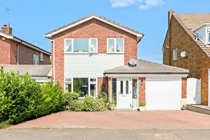 4 Bedroom Detached House For Sale In Higham View, North Weald, CM16