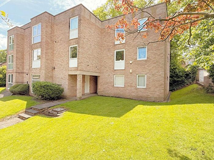 1 Bedroom Flat For Sale In Cavendish Court, Park Road, Eccleshill, Bradford, BD10