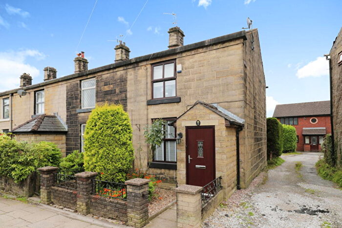 2 Bedroom End Of Terrace House To Rent In Nuttall Lane, Ramsbottom, BL0