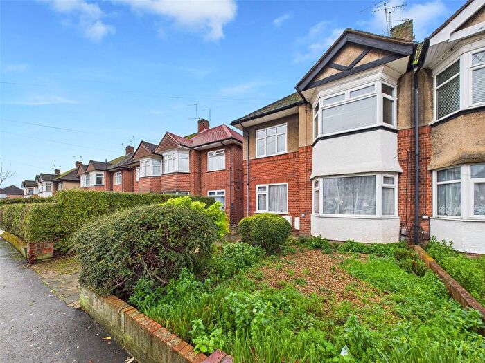 2 Bedroom Flat To Rent In Marlborough Road, Hanworth, TW13