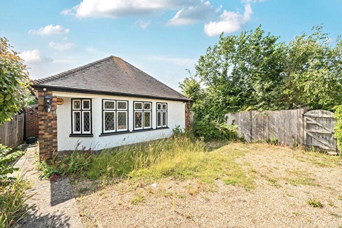 2 Bedroom Detached House For Sale In Chelsfield Lane, Orpington, BR6