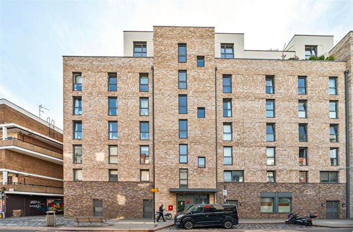 2 Bedroom Flat To Rent In St. Pauls Way, Limehouse, E3