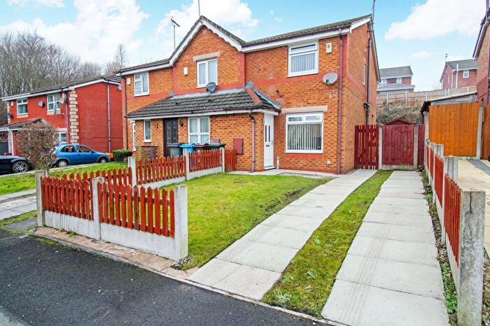 2 Bedroom Terraced House For Sale In Titchfield Road, Oldham, OL8