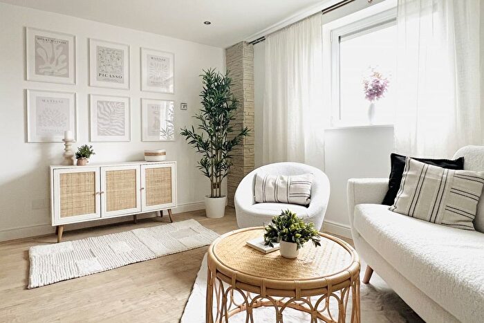 1 Bedroom Flat For Sale In Greenfell Mansions, London, SE8