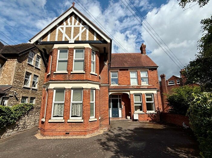 5 Bedroom Block Of Flats For Sale In College Road, Maidstone, Kent, ME15