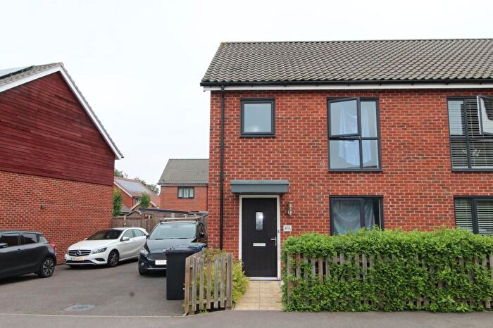 3 Bedroom Semi-Detached House To Rent In Gladiator Road, Upper Cambourne, Cambridge, Cambridgeshire, CB23