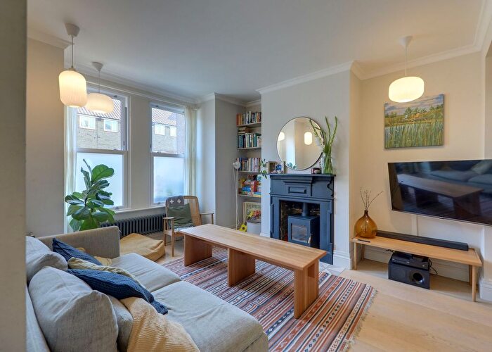 3 Bedroom Terraced House For Sale In Neuchatel Road, Catford, SE6