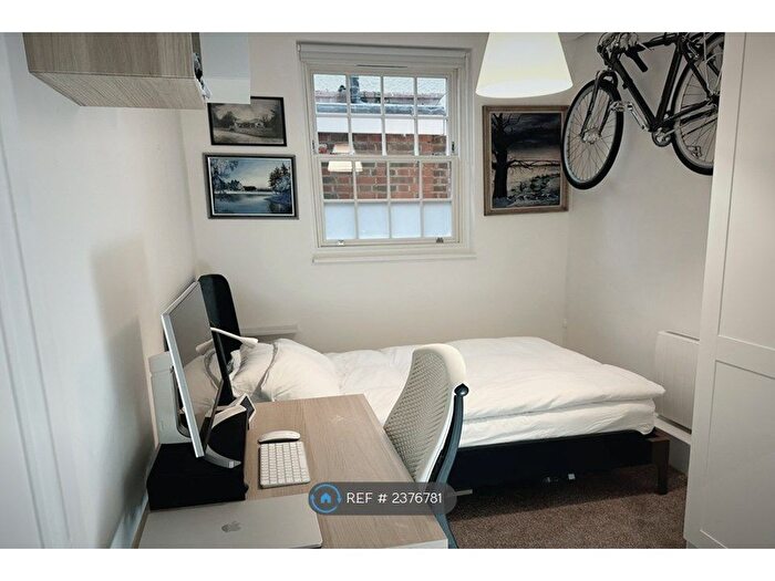 2 Bedroom Flat To Rent In Creighton Avenue, London, N10