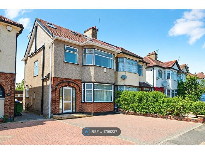 5 Bedroom Semi-Detached House To Rent In Greenford Road, Greenford, UB6
