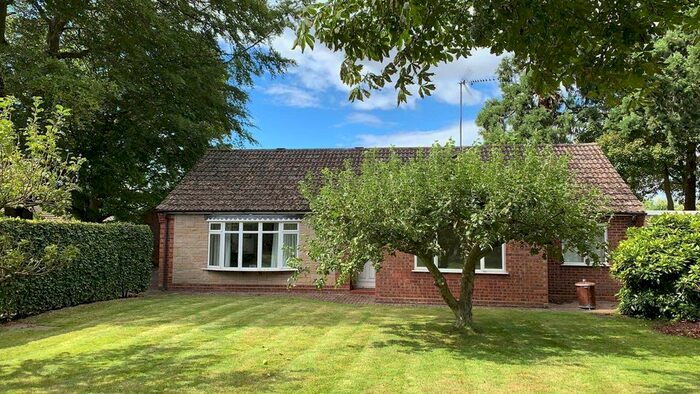 4 Bedroom Cottage To Rent In Old Vicarage Gardens, Skellingthorpe, Lincoln LN6