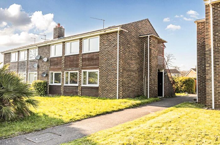 2 Bedroom Maisonette For Sale In Ashdown Road, Chandler's Ford, SO53