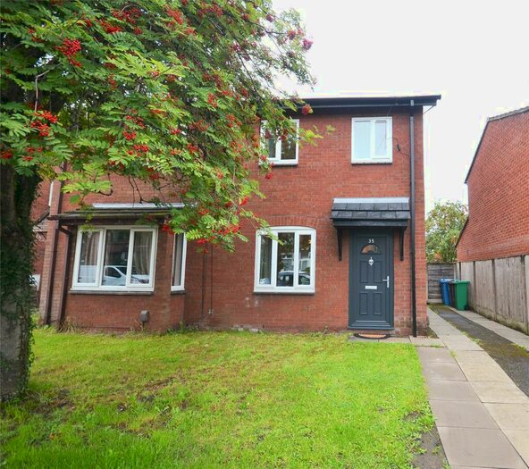 2 Bedroom Semi-Detached House To Rent In Dundonald Road, Didsbury, Manchester, M20