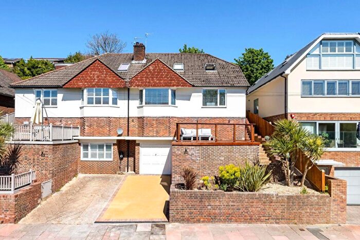 4 Bedroom Semi-Detached House For Sale In Barn Rise, Brighton, BN1