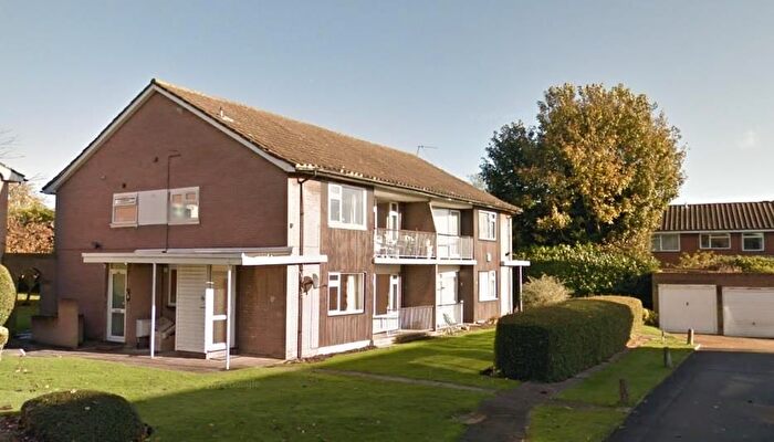 2 Bedroom Flat To Rent In Claire Gardens, Stanmore, HA7