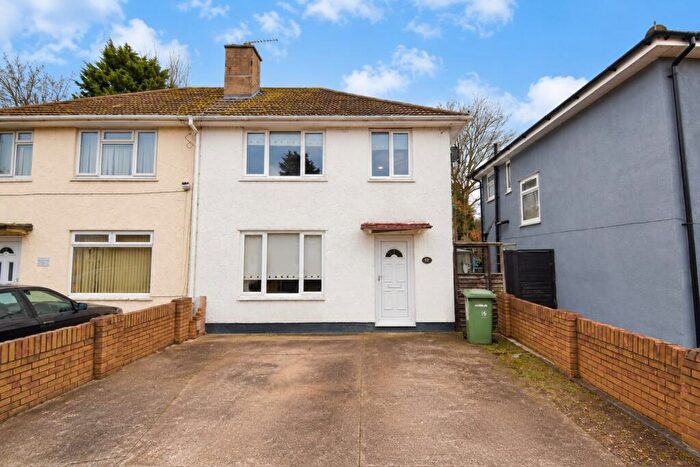3 Bedroom End Of Terrace House To Rent In Blaydon Grove, Grimsby, Lincolnshire, DN34