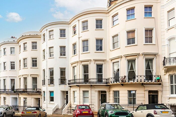 2 Bedroom Flat For Sale In Chesham Place, Brighton, BN2