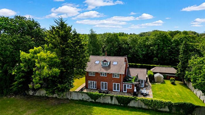 6 Bedroom Detached House For Sale In Goring Lane, Grazeley Green, Reading, RG7