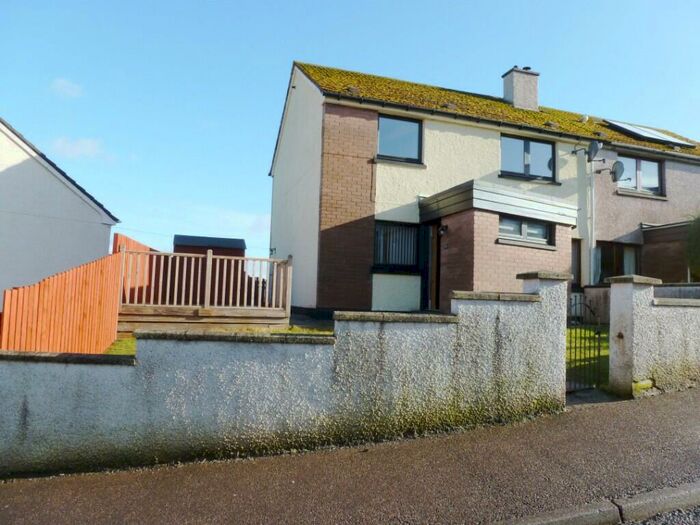 4 Bedroom Semi-Detached House To Rent In Macdonald Road, Dingwall, Ross-Shire, IV15