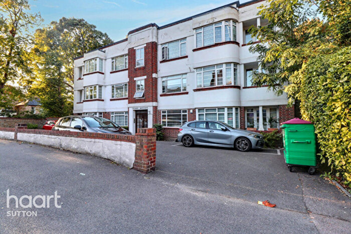 2 Bedroom Flat For Sale In Cheam Road, Sutton, SM1