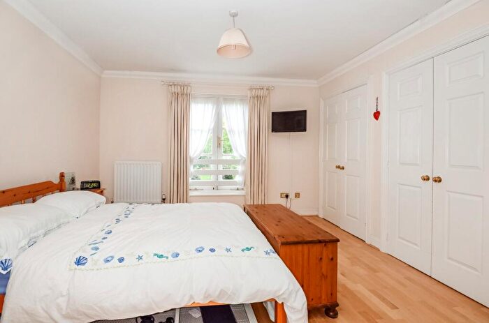 4 Bedroom House To Rent In Alexandra Park Road, London, N22