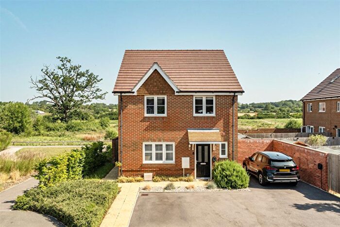 4 Bedroom Detached House For Sale In Catherwood Place, Wokingham, Berkshire, RG41