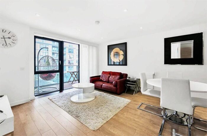 2 Bedroom Apartment To Rent In Casson Apartments, Upper North Street, London, E14