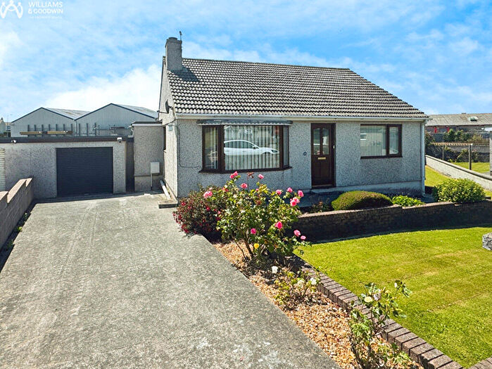 2 Bedroom Detached Bungalow For Sale In Bryn Erw Road, Holyhead, Anglesey, LL65
