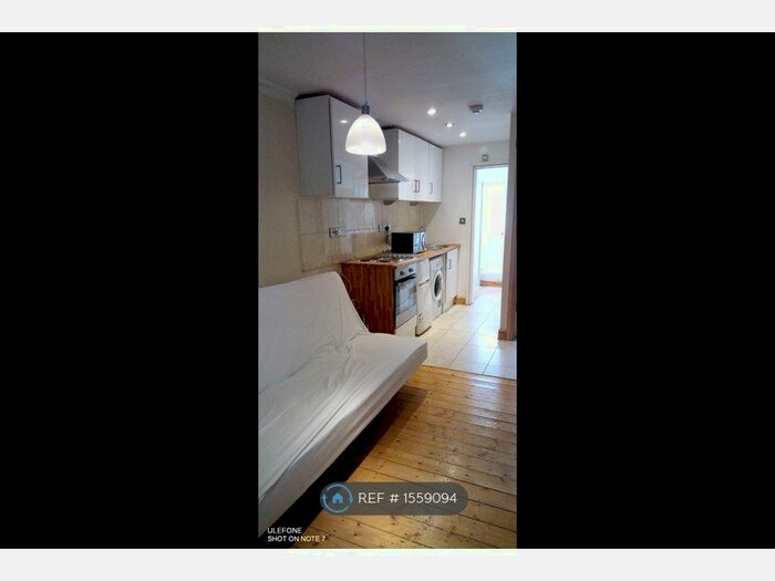 1 Bedroom Flat To Rent In Hobson Road, Oxford, OX2