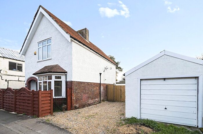 2 Bedroom Detached House To Rent In Salem Street, Southampton, Hampshire, SO15