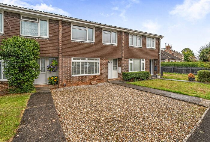 3 Bedroom Terraced House For Sale In Poplar Road, Warmley, Bristol, Gloucestershire, BS30