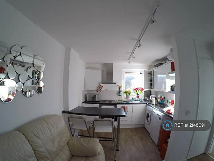 2 Bedroom Flat To Rent In Headington, Oxford, OX3