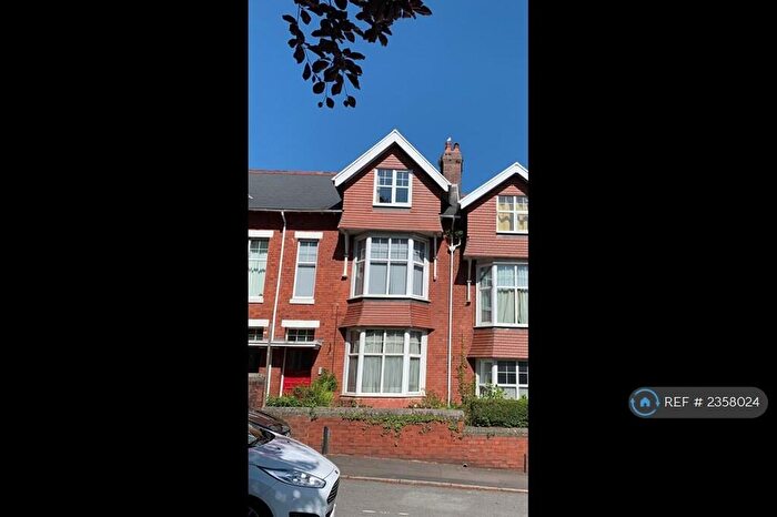4 Bedroom Maisonette To Rent In Uplands Terrace, Swansea, SA2