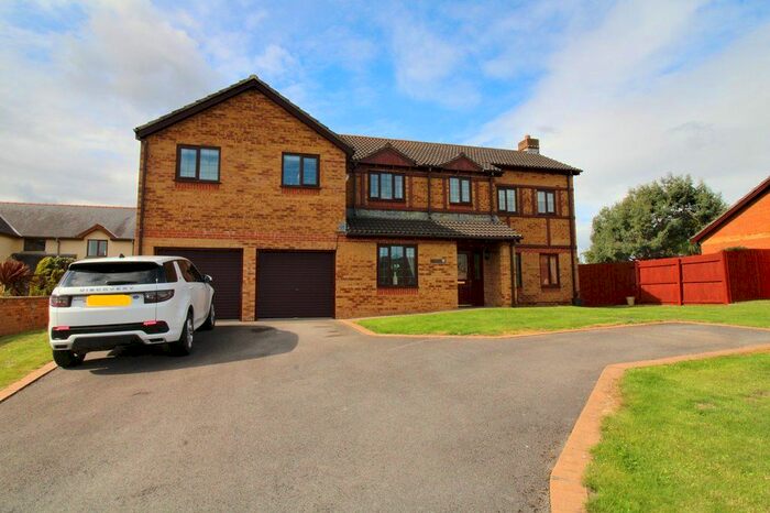 5 Bedroom Detached House For Sale In Eglwys Nunnydd, Margam, Port Talbot, SA13