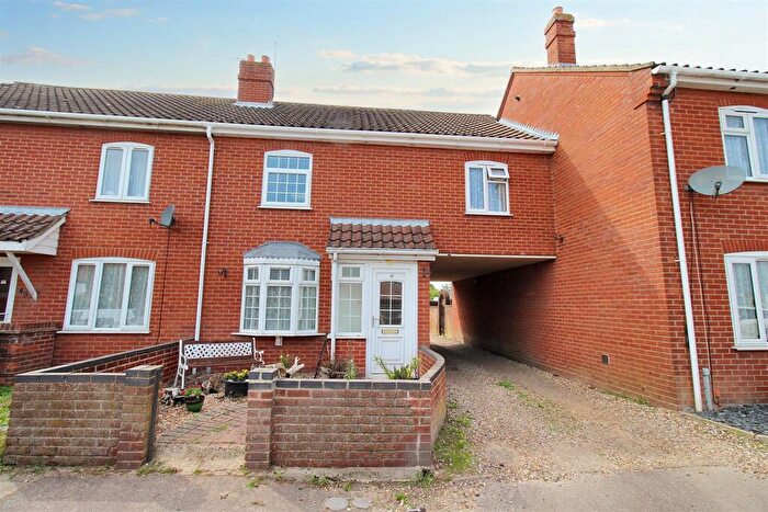 3 Bedroom Terraced House For Sale In Chapel Street, Cawston, NR10
