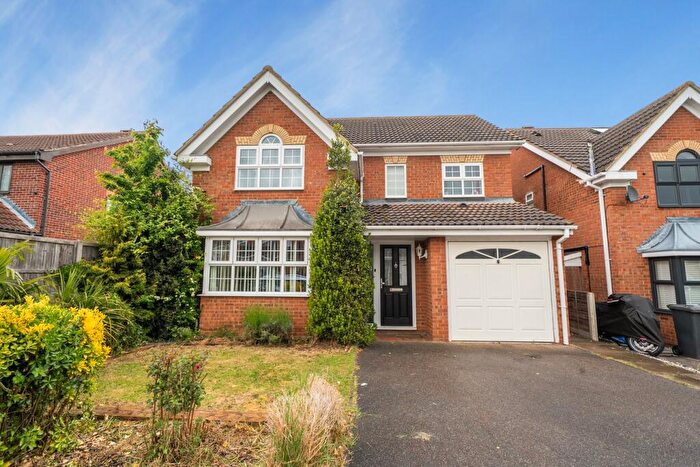 4 Bedroom Detached House For Sale In Elgar Drive, Shefford, SG17