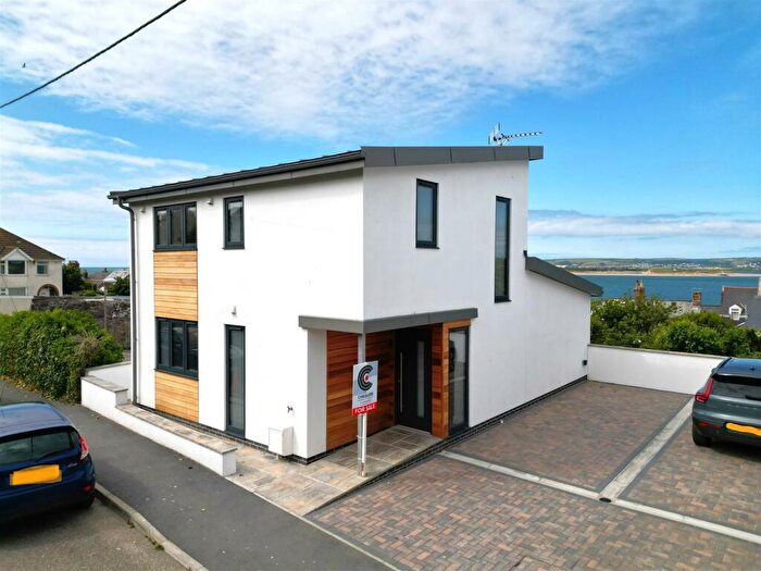 4 Bedroom Detached House For Sale In Torridge Road, Appledore, EX39