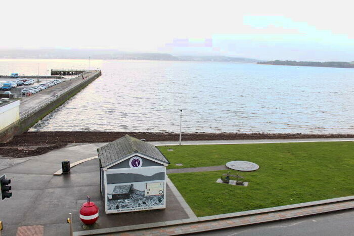 2 Bedroom Flat To Rent In Colquhoun Street, Helensburgh, G84