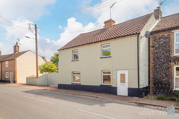 3 Bedroom Semi-Detached House For Sale In Oak Street, Feltwell, IP26