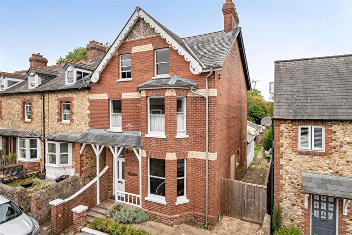 6 Bedroom Semi-Detached House For Sale In King Street, Colyton, EX24