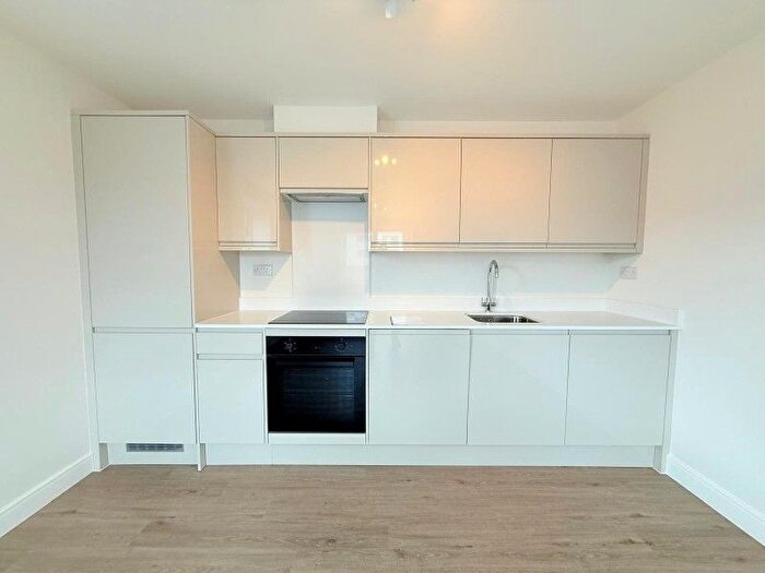1 Bedroom Flat To Rent In The Old Bank House, Farnborough, GU14