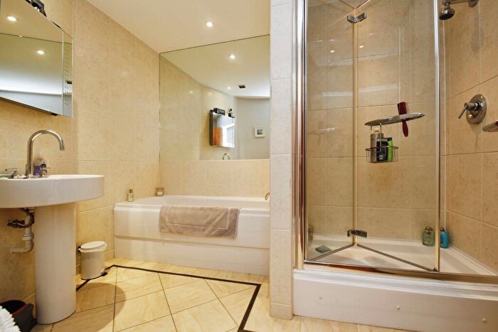 1 Bedroom Flat For Sale In Fletcher Road, Gateshead, Tyne And Wear, NE8