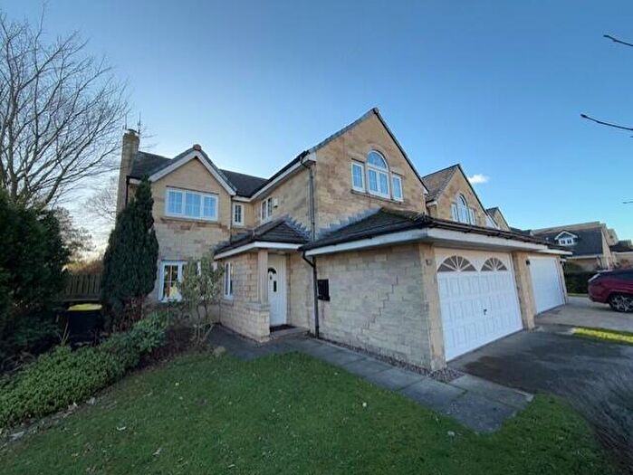 5 Bedroom House To Rent In Alderman Road, LA1